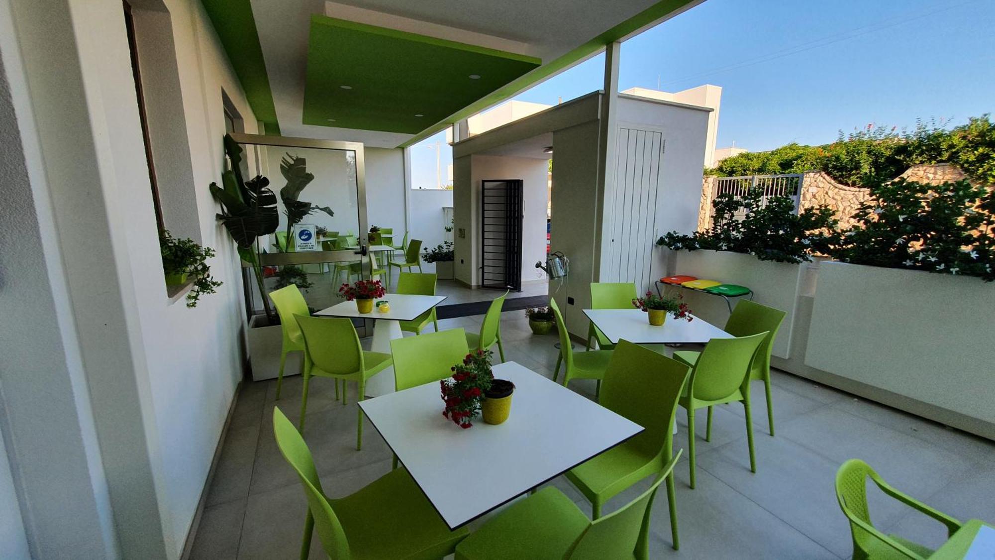 Marini Hotel B&B Lido Marini Exterior photo